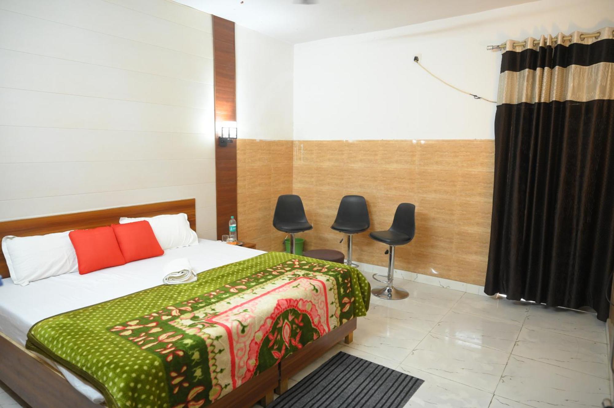 Hotel Starlight Meerut Exterior foto