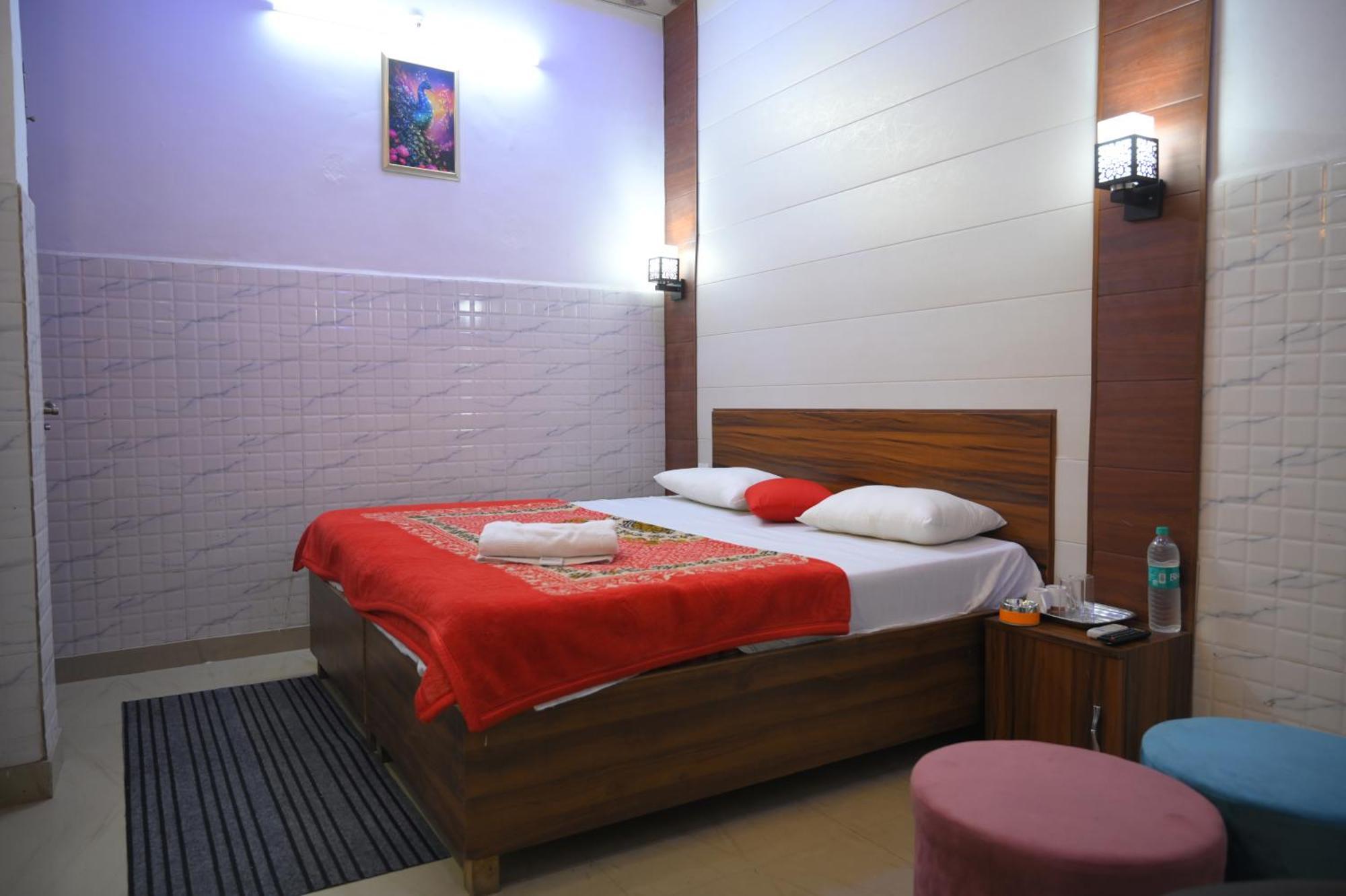 Hotel Starlight Meerut Exterior foto
