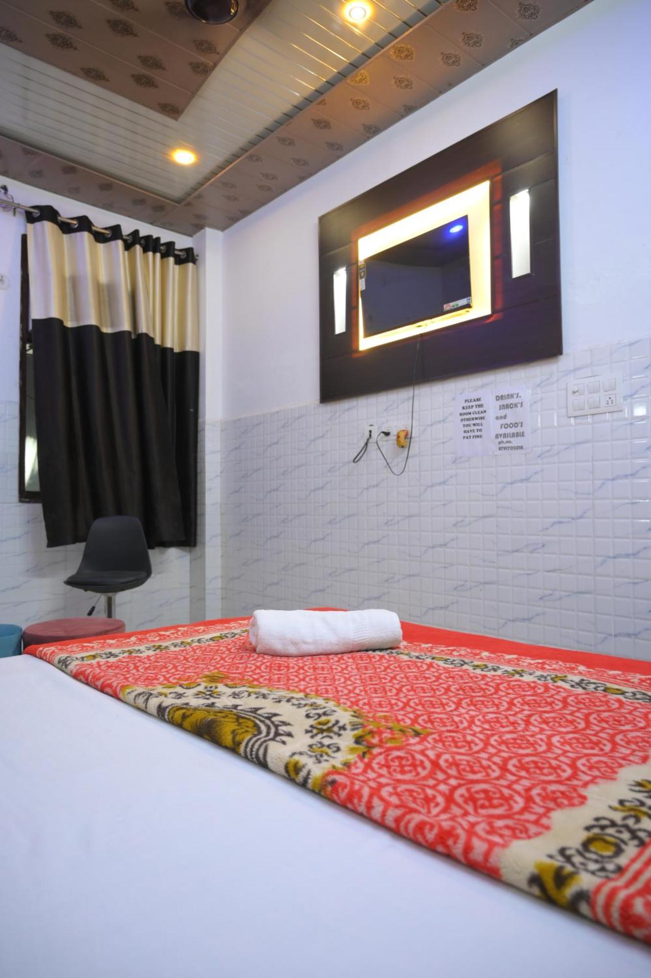 Hotel Starlight Meerut Exterior foto